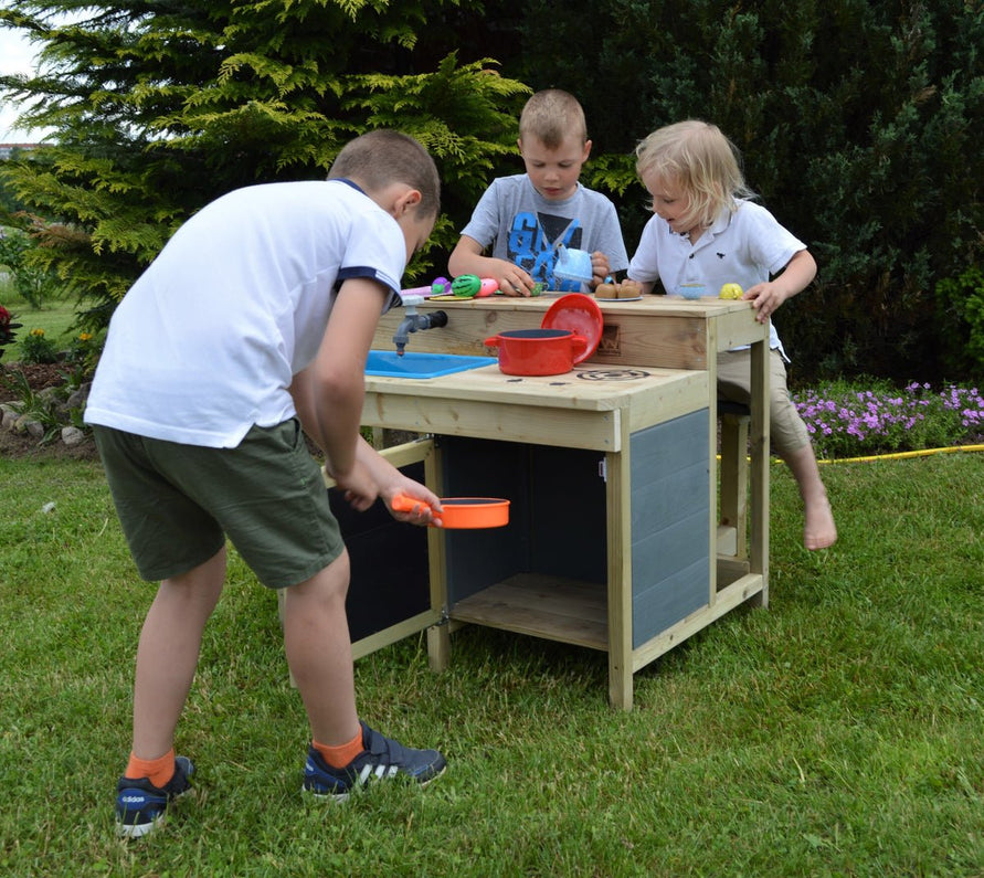 Mudkitchen - éveil sensoriel - Monti Family