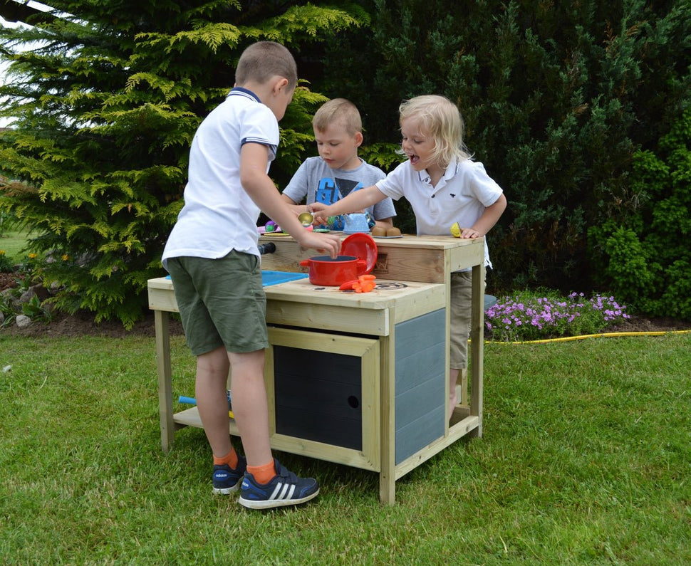 Mudkitchen - éveil sensoriel - Monti Family